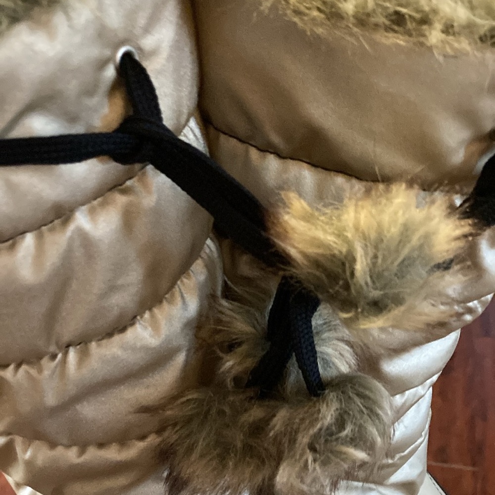 SNOW BOOTS SPORTO fur lined Gold Winter. Great condition size 6 1/2 - Picture 8 of 8